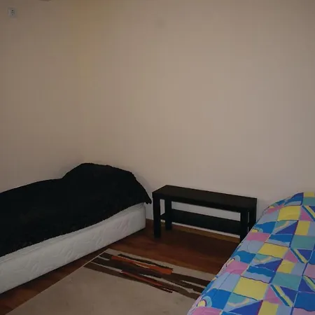 Сasa de vacaciones Three-bedroom Holiday In *
